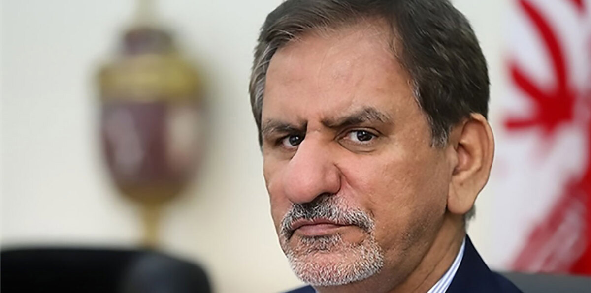 نائب روحاني: أيام صعبة بانتظار الإيرانيين