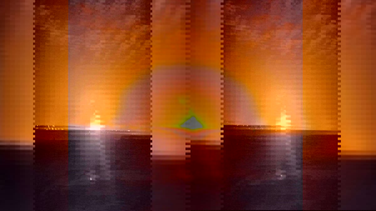 اشتعال أنبوب نفطي في شبوة.. وحديث عن "عمل تخريبي"