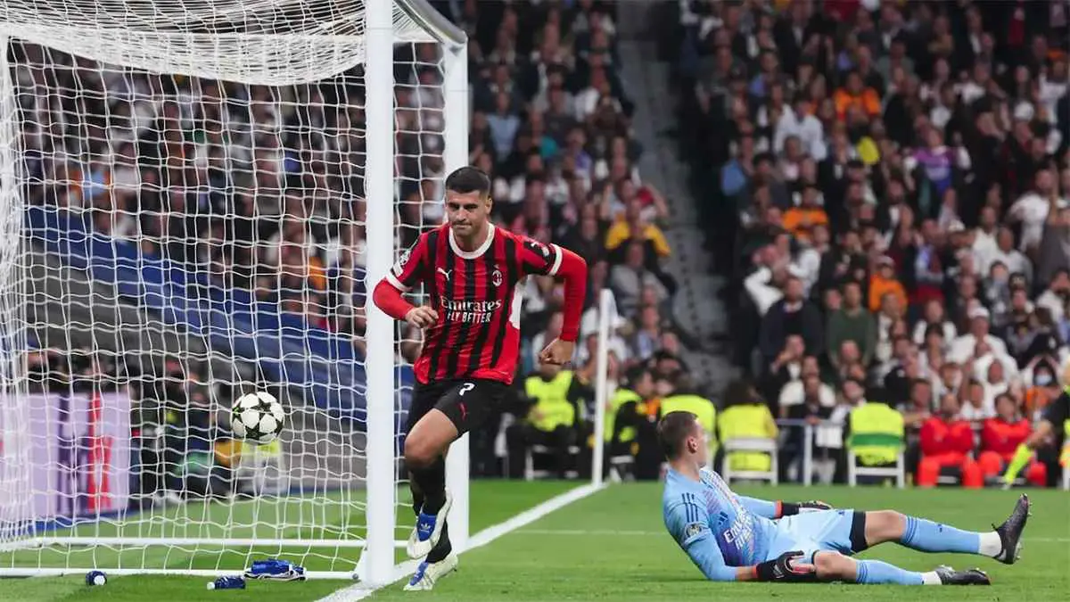 بعد قضاء "نصف موسم".. ميلان يوافق على انتقال موراتا إلى غلطة سراي