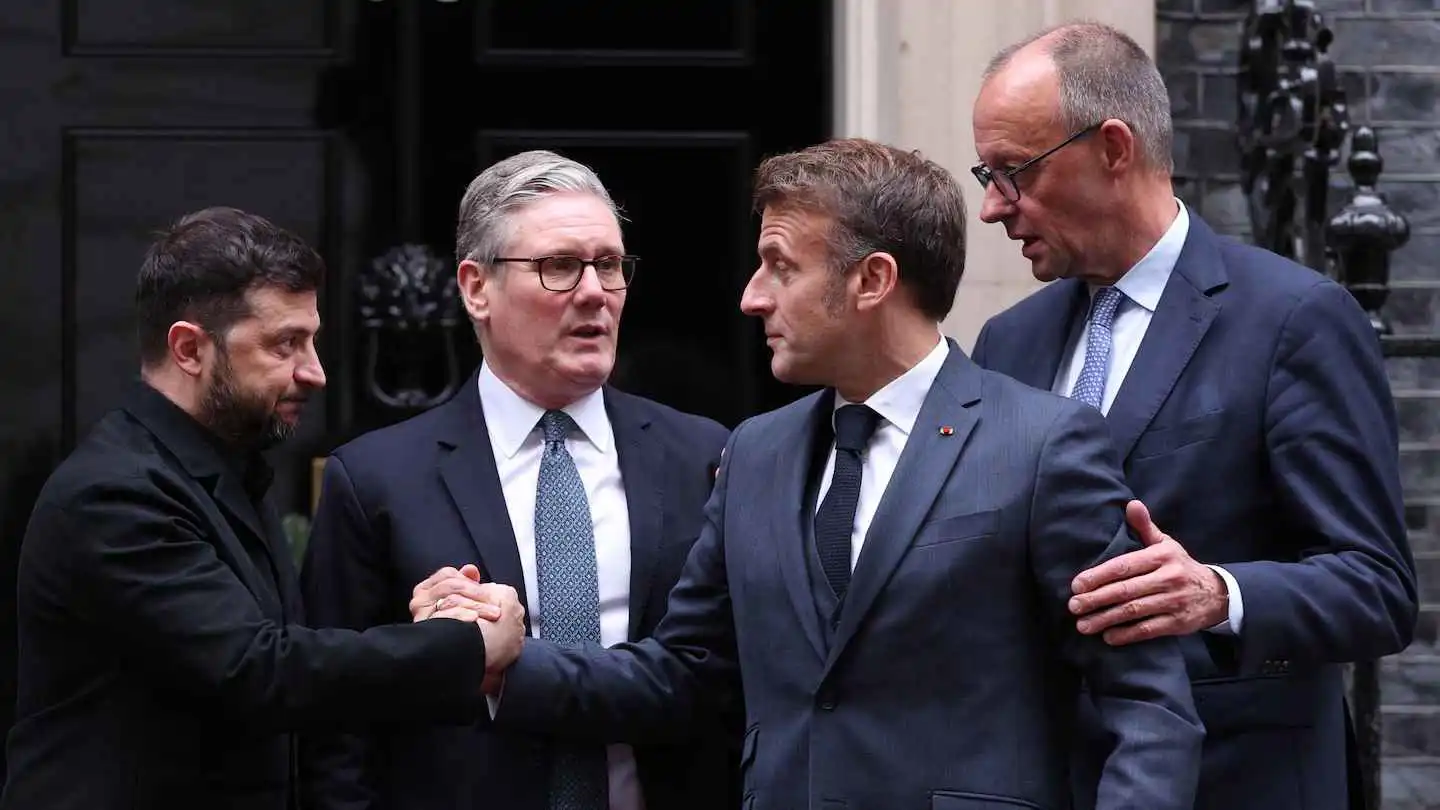 زيلينسكي يقلب الطاولة.. هل تنهار "خطة ترامب" بعد رفض التنازل عن الأرض؟