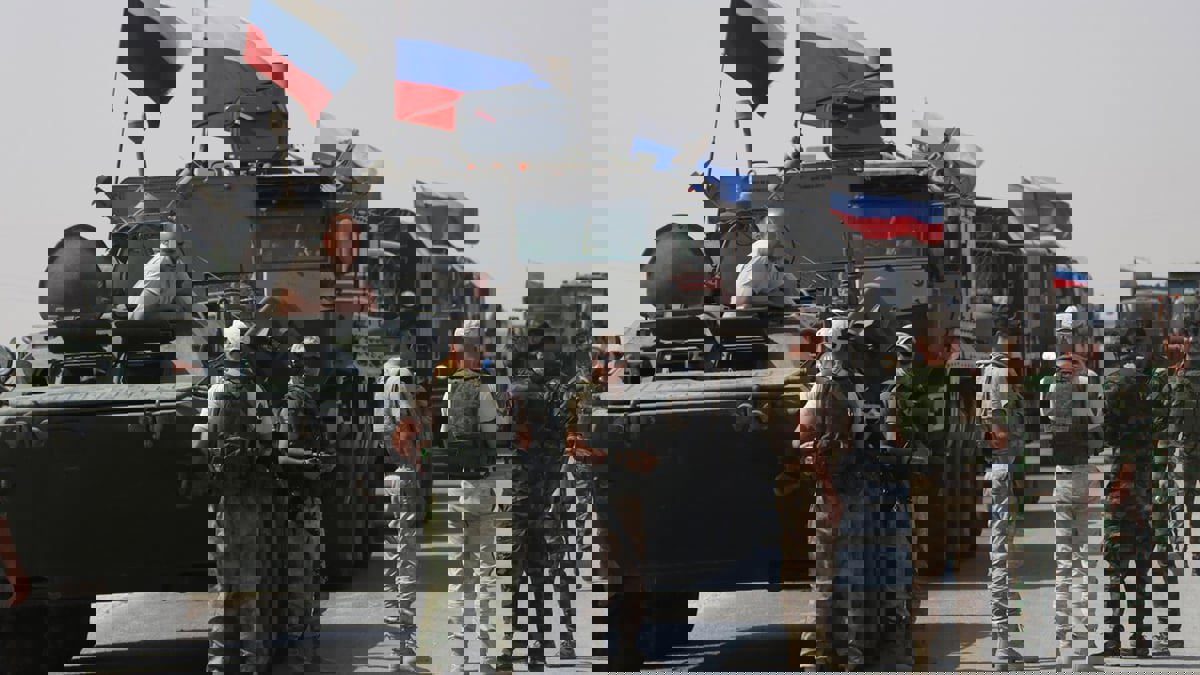 تقرير: إسرائيل لن تسمح لإيران بملء الفراغ الذي قد يخلفه انسحاب روسيا من سوريا