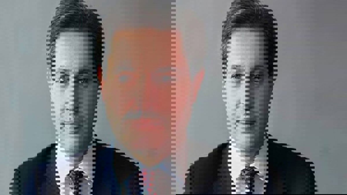 تونس.. توقيف وزير البيئة الأسبق رياض المؤخر بتهم فساد
