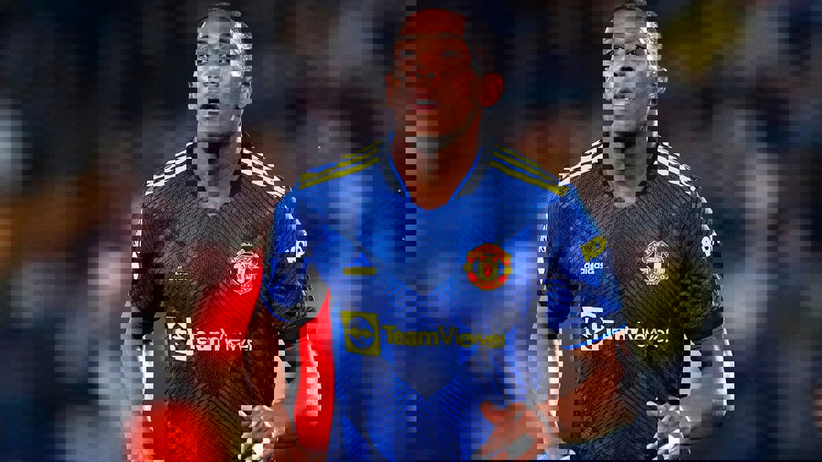 ذا صن: نيوكاسل يستهدف التعاقد مع مارسيال وإيدين دجيكو