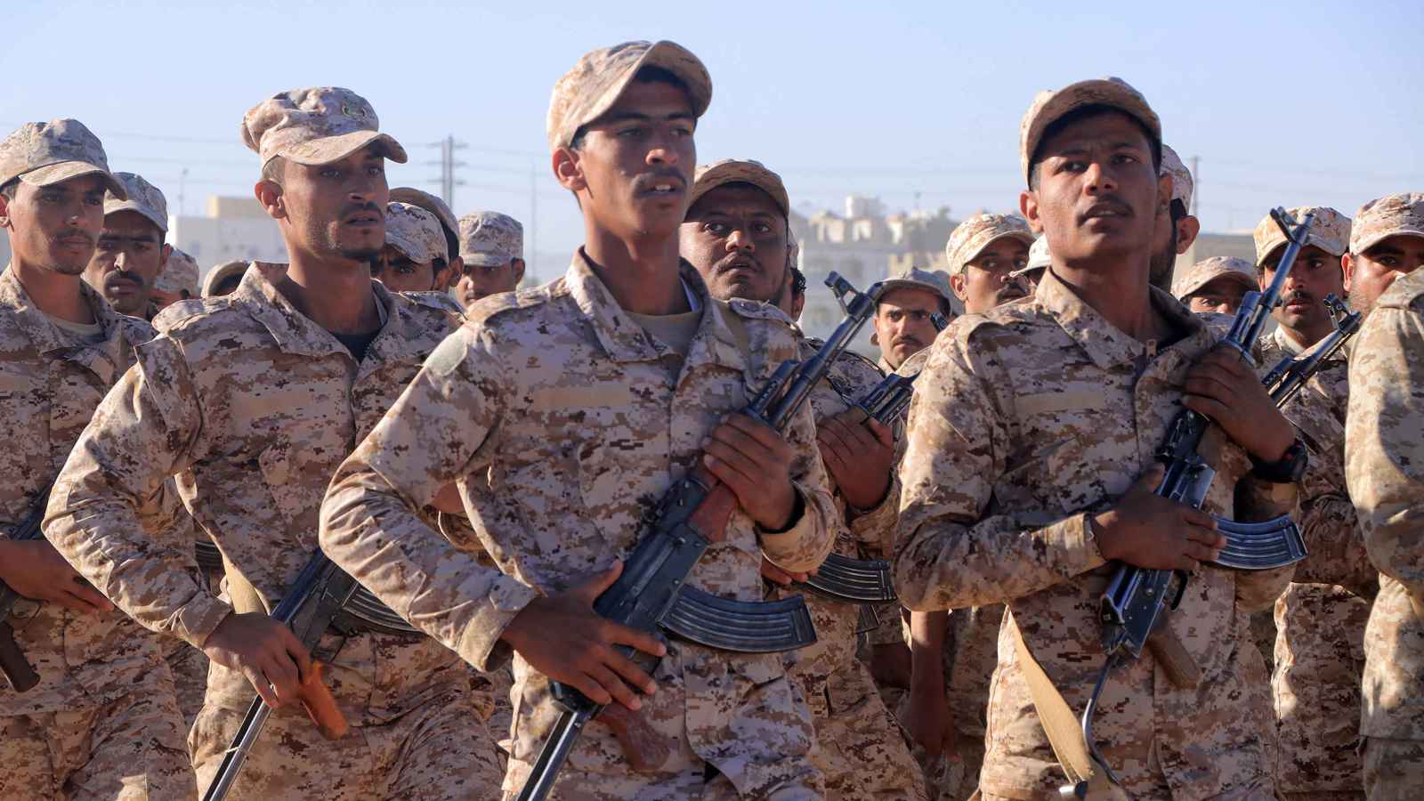 مسؤول عسكري يمني لـ"إرم نيوز": نستعد لـ "معركة الحسم"