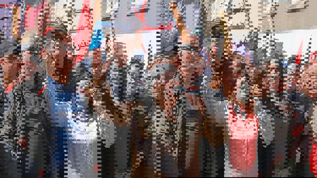 "الدستوري الحر" ينظّم مسيرة باتجاه قصر الرئاسة التونسي