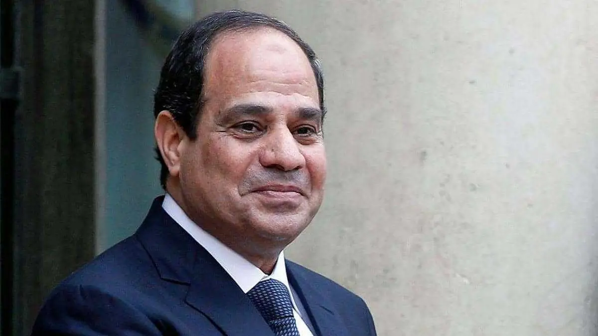 السيسي يبحث مع وزيري خارجية فرنسا والصين أمن الخليج وتسوية الأوضاع في ليبيا