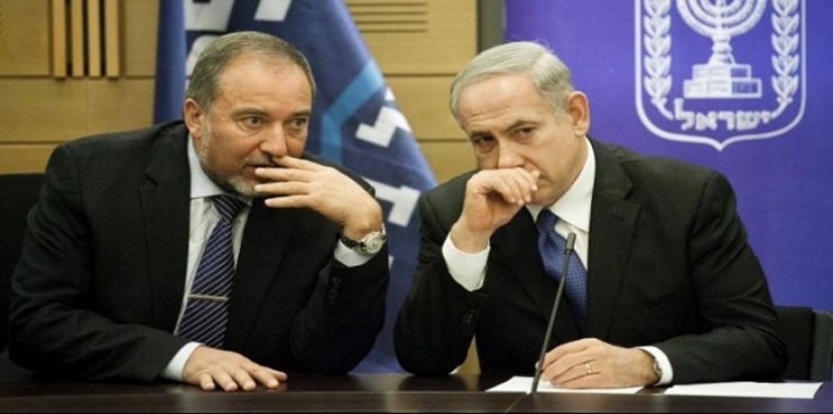 ليبرمان يفضح سياسات نتنياهو بشأن نووي إيران