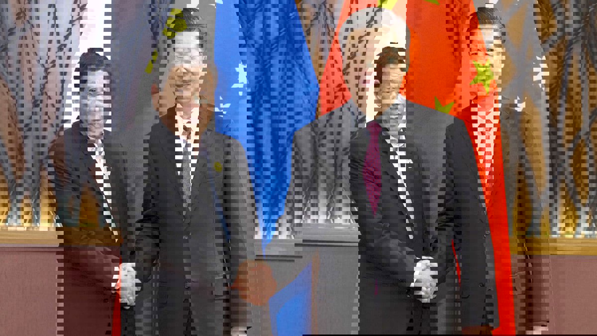 زعيما الفلبين والصين يدعوان لضبط النفس في بحر الصين الجنوبي