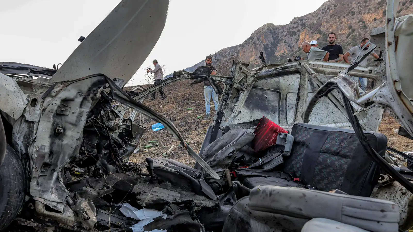 قتلى وجرحى بغارة إسرائيلية استهدفت مركبة جنوبي لبنان (فيديو)