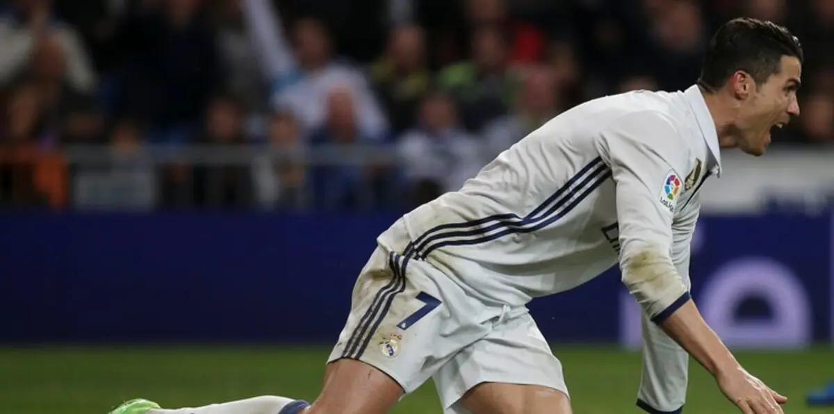 تويتر يضج بتغريدات غريبة عن كريستيانو رونالدو (صور)