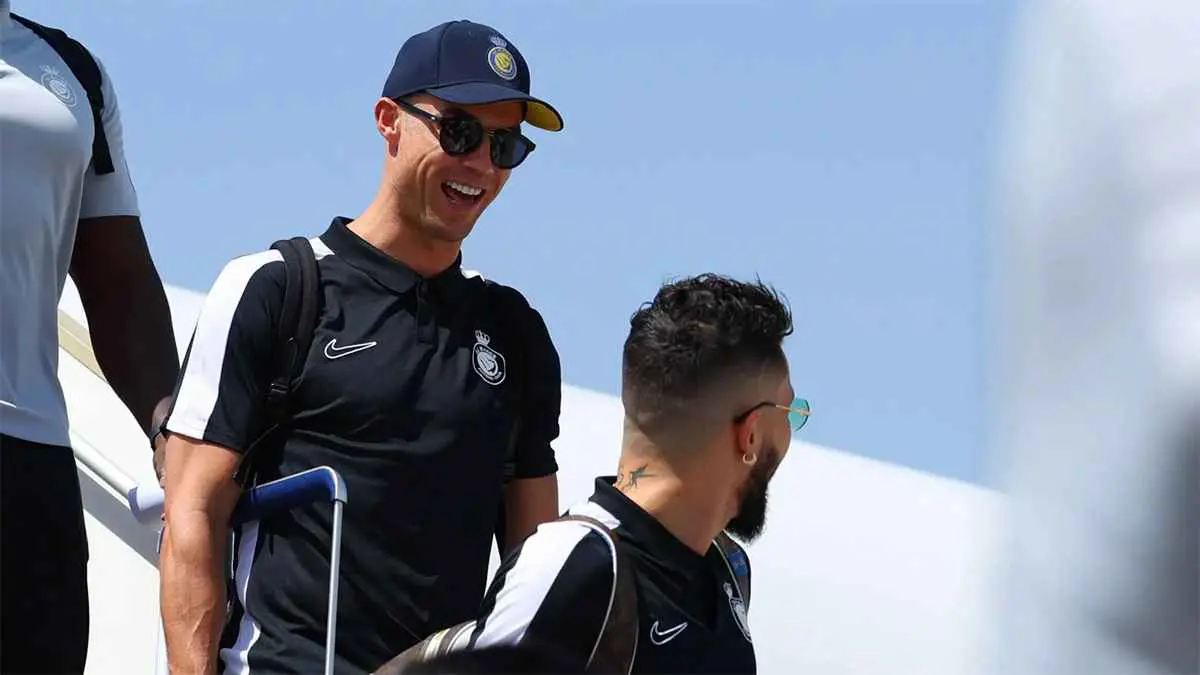 النصر السعودي يطلب تأشيرة سفر لرونالدو إلى طهران