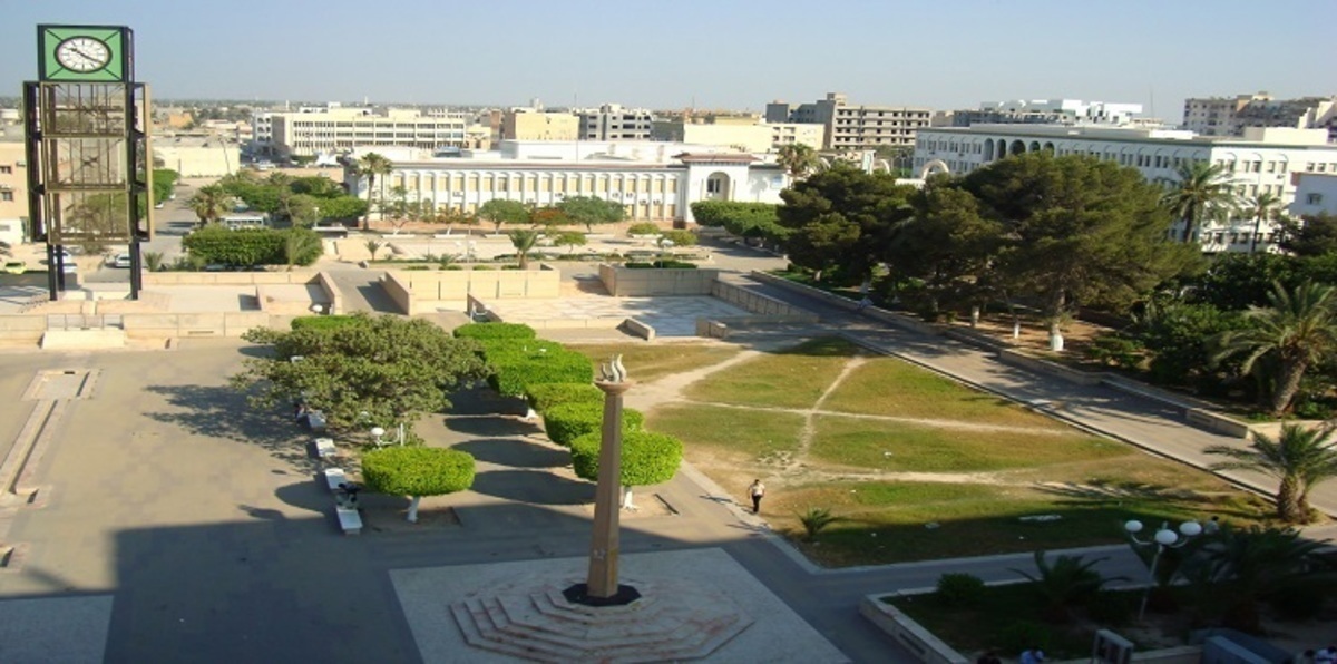 بعد استقالة محاوره في "مصراتة".. وزير جزائري يعود إلى ليبيا لإنقاذ مباحثاته الأولى