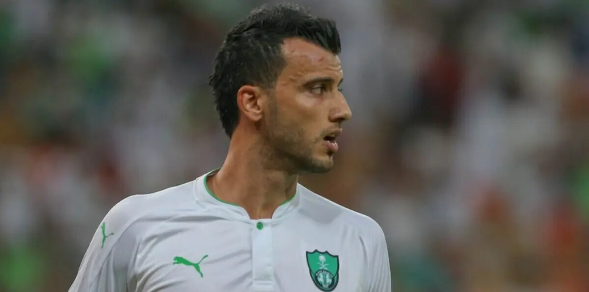 عمر السومة يضع مستقبل النادي الأهلي السعودي في دوري أبطال آسيا على المحك
