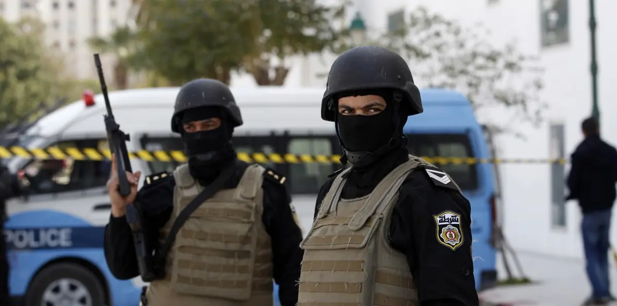 "الاستقطاب الإلكتروني" يتحدّى جهود مكافحة الإرهاب في تونس