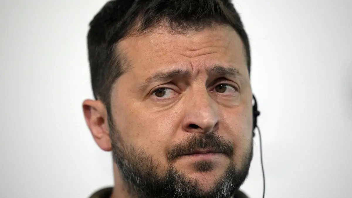 هل طالب وزير خارجية صربيا الرئيس الأوكراني بـ"إغلاق فمه"؟