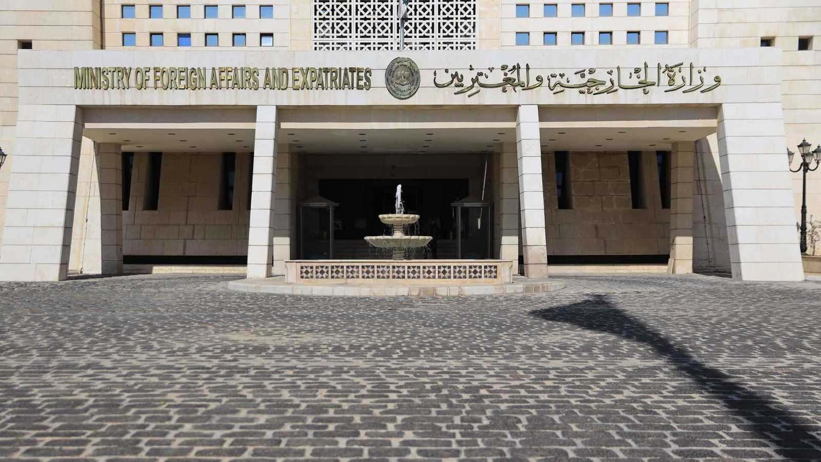 مباحثات بين دمشق وبيروت حول ملف المعتقلين السوريين في لبنان