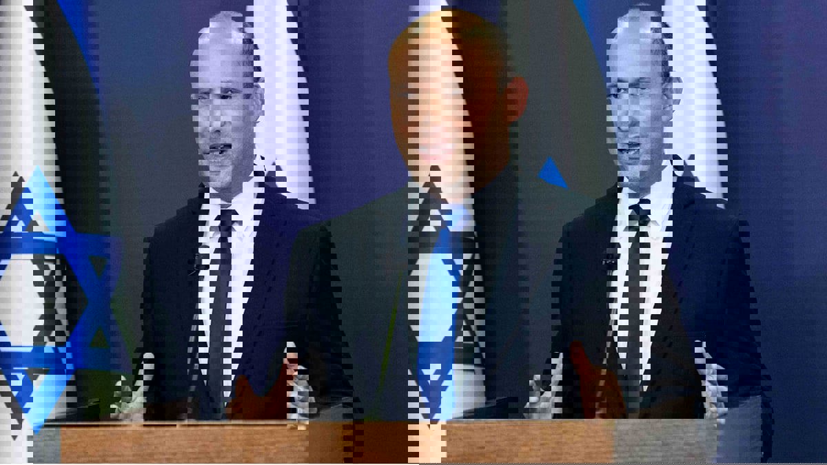 بينيت يتهم إيران بسرقة وثائق سرية من وكالة الطاقة الذرية