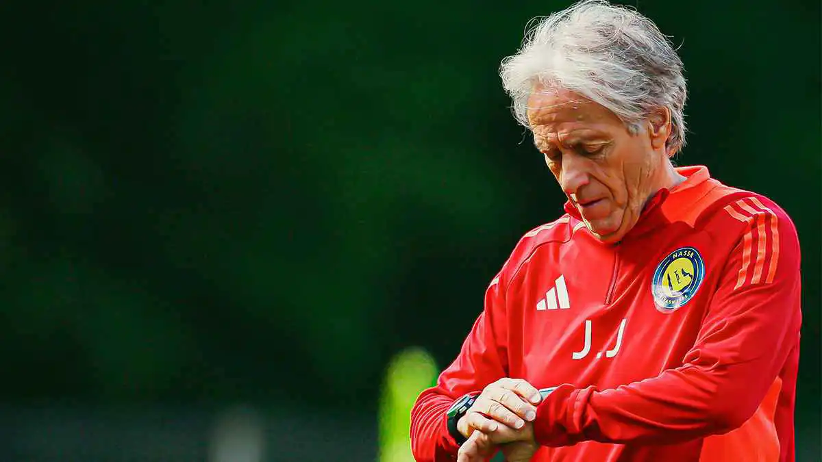 فرمان جيسوس يحوّل أنظار النصر إلى نجم بورتو البرتغالي