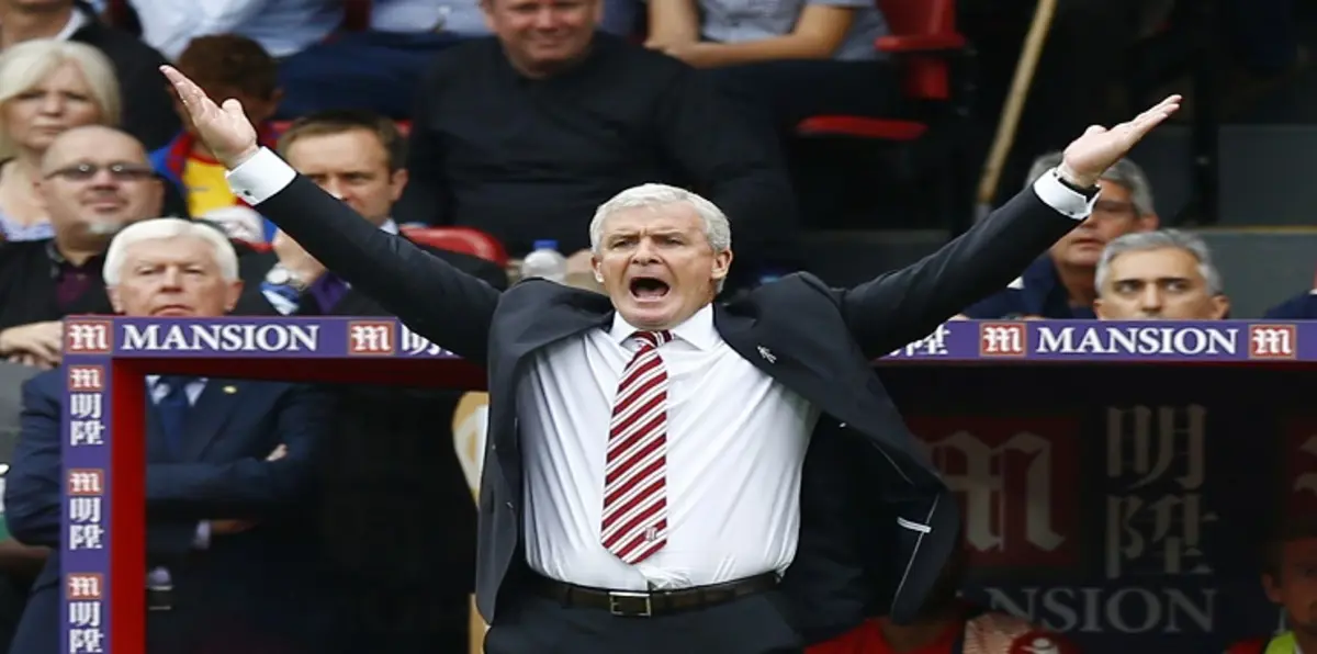 الاتحاد الإنجليزي يعاقب مارك هيوز بتهمة سوء السلوك