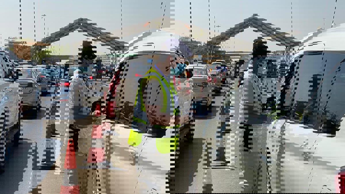 تحديث إجراءات دخول إمارة أبوظبي للمطعمين بلقاح كورونا