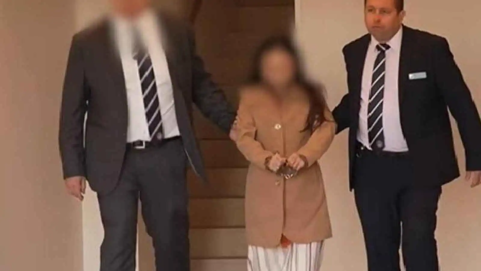 القبض على "عرافة" بعد عملية نصب بـ 70 مليون دولار