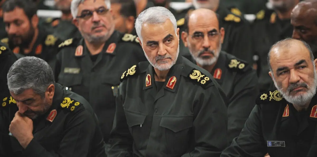 وُصف بـ"الخائن".. اتهامات لظريف بإبرام صفقة مع أمريكا حول تسليم قاسم سليماني