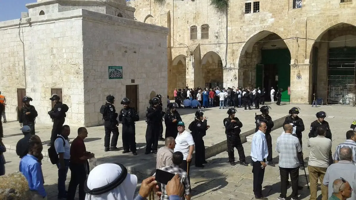 الاحتلال يزيل الأقفال الحديدية عن "باب الرحمة" بالقدس وسط استنفار حاد