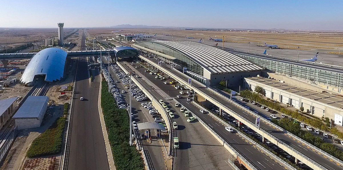 انهيارات أرضية تهدد مطارات العاصمة الإيرانية طهران