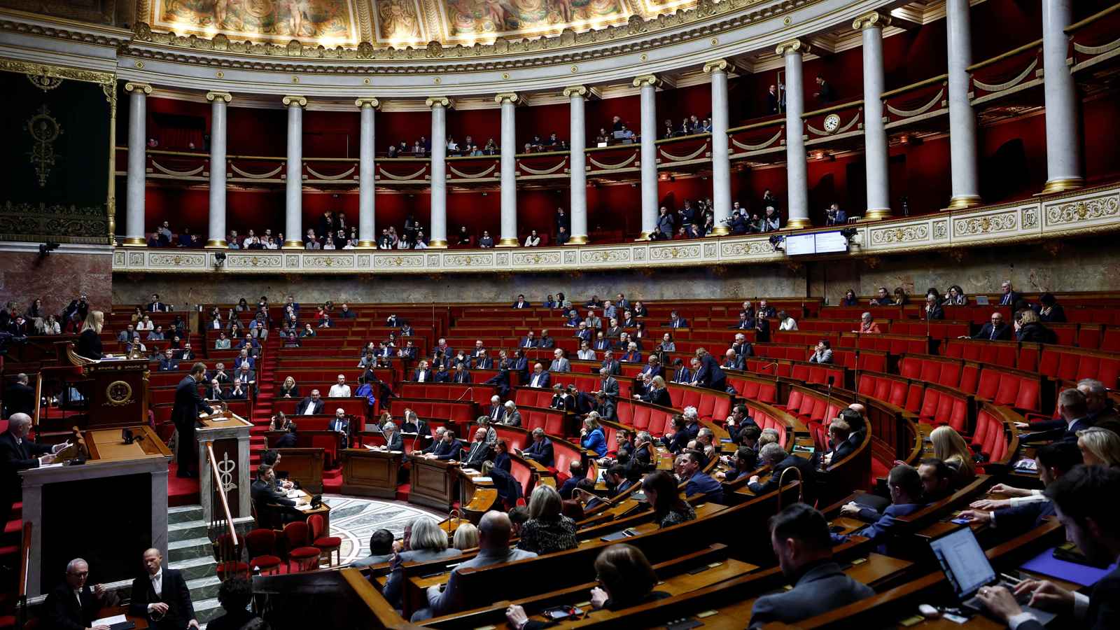 "المساعدة على الموت".. مشروع قانون فرنسي يثير جدلاً