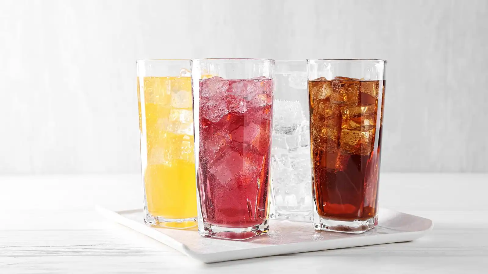 هذه المشروبات قد تُضاعف خطر الإصابة بسرطان الأمعاء