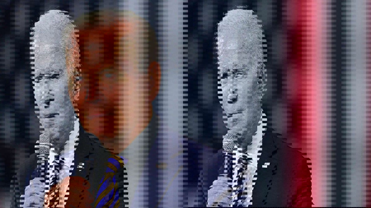 الرئيس الأمريكي يدرس إعلان "طوارئ صحية" بشأن قضية الإجهاض