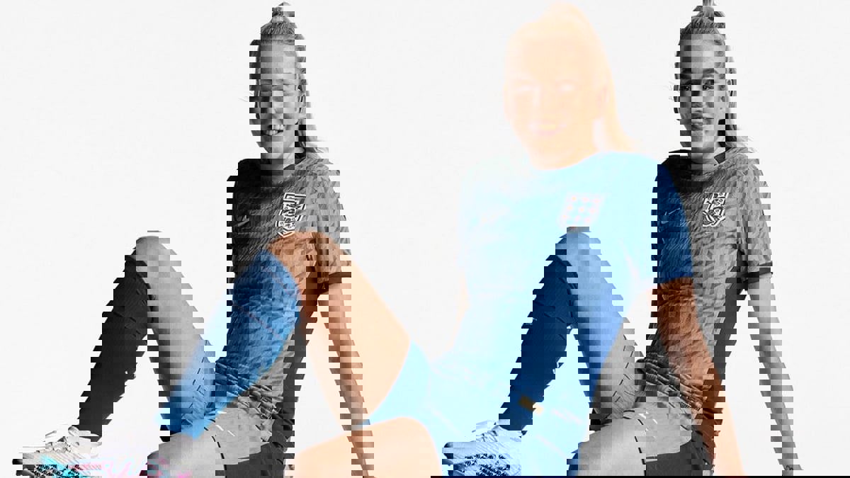 بسبب "الدورة الشهرية".. تغيير لون سروال منتخب إنجلترا للسيدات 