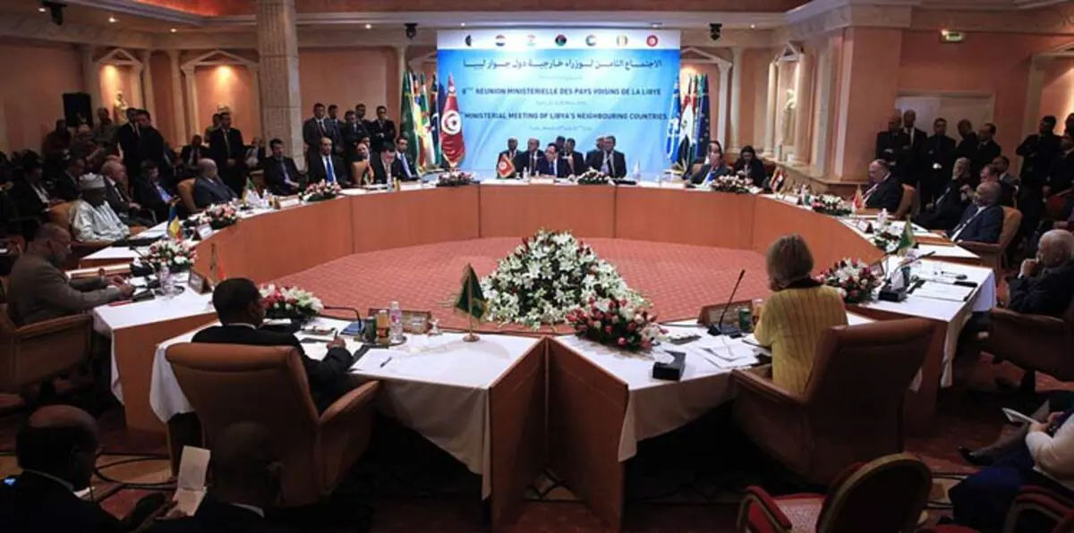 دول جوار ليبيا تطالب حكومة السراج بسرعة الانتقال لطرابلس