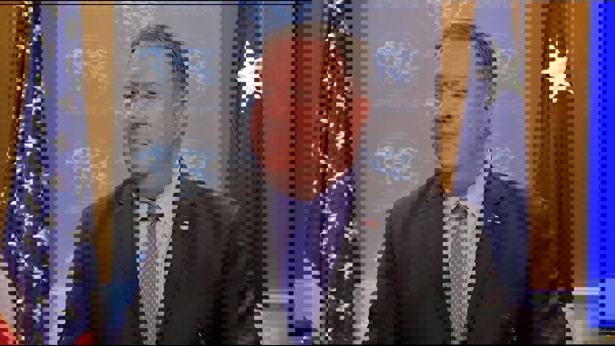 بومبيو وغريفيث يتناولان آخر الجهود الأممية لحل الأزمة اليمنية سياسيًّا