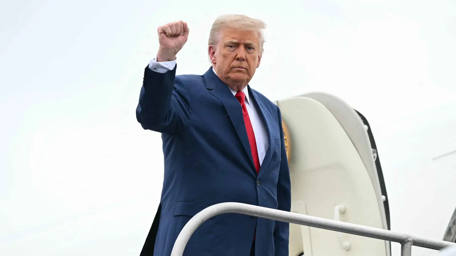 بينها مصر وسوريا.. واشنطن تدرس إضافة 36 دولة إلى قائمة حظر السفر