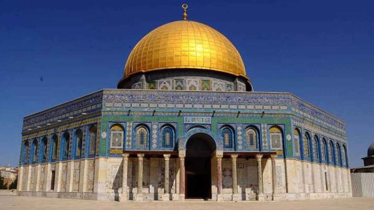 سلطنة عمان تصدر طابعا بريديا يحمل شعار "القدس عاصمة فلسطين"