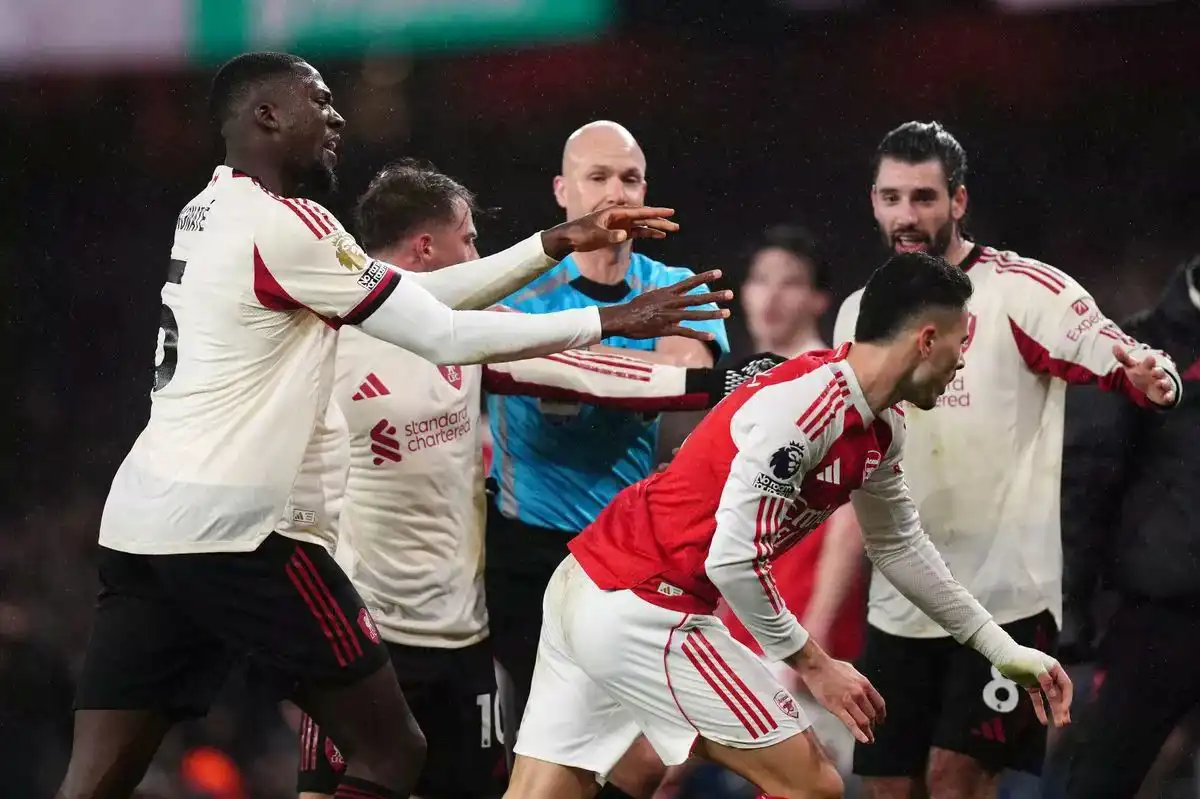 آرسنال وليفربول