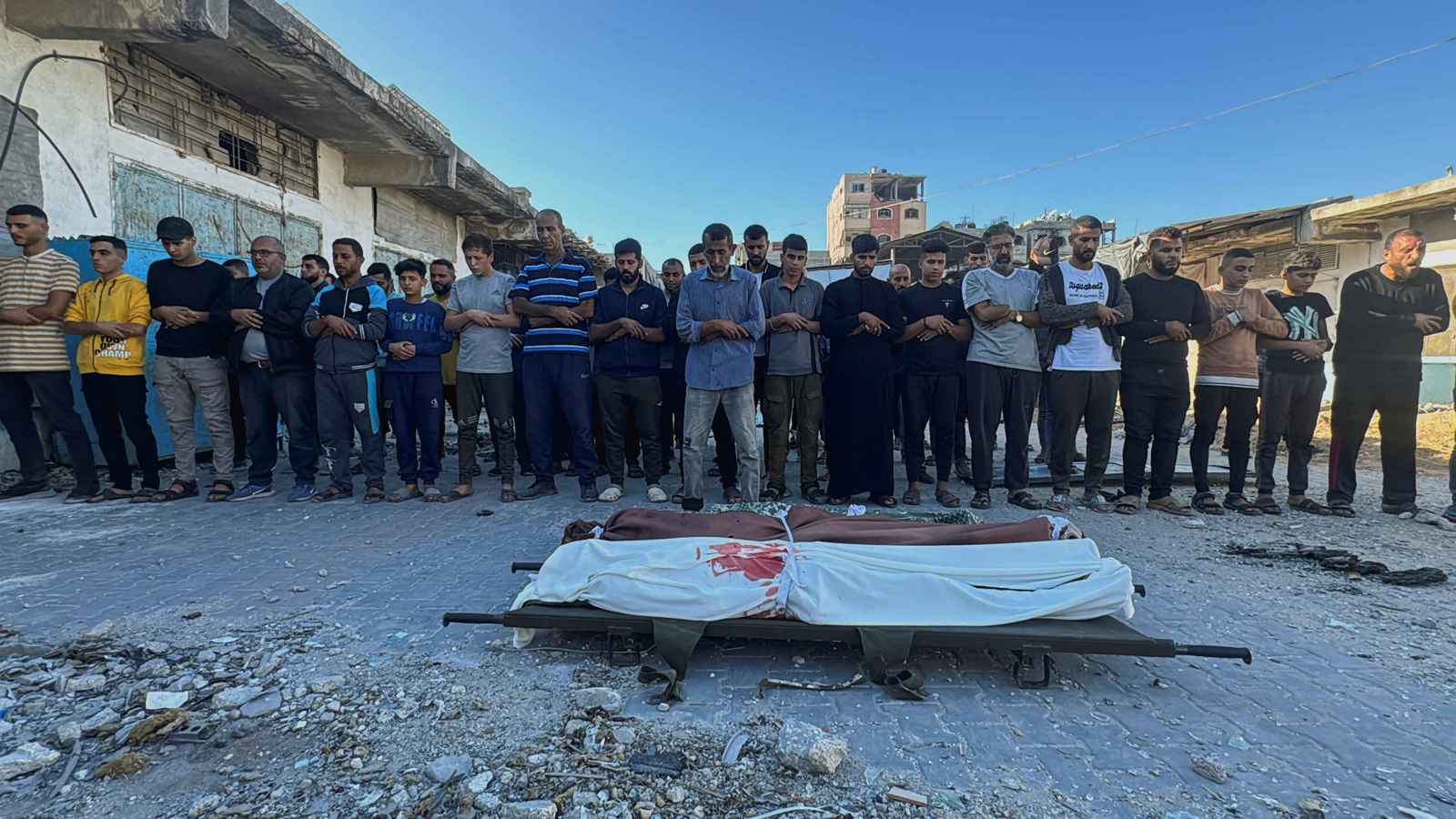 20 قتيلاً إثر غارة على منزلين في "بيت لاهيا" شمالي قطاع غزة