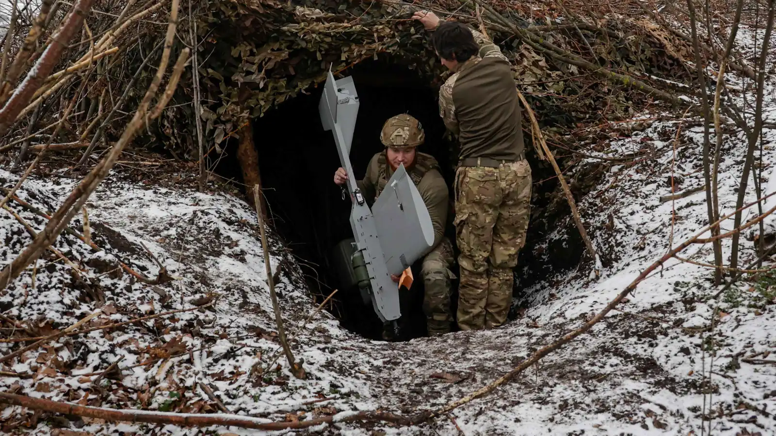 الجيش الأوكراني يعلن انسحابه من بلدة سيفرسك شرقي البلاد
