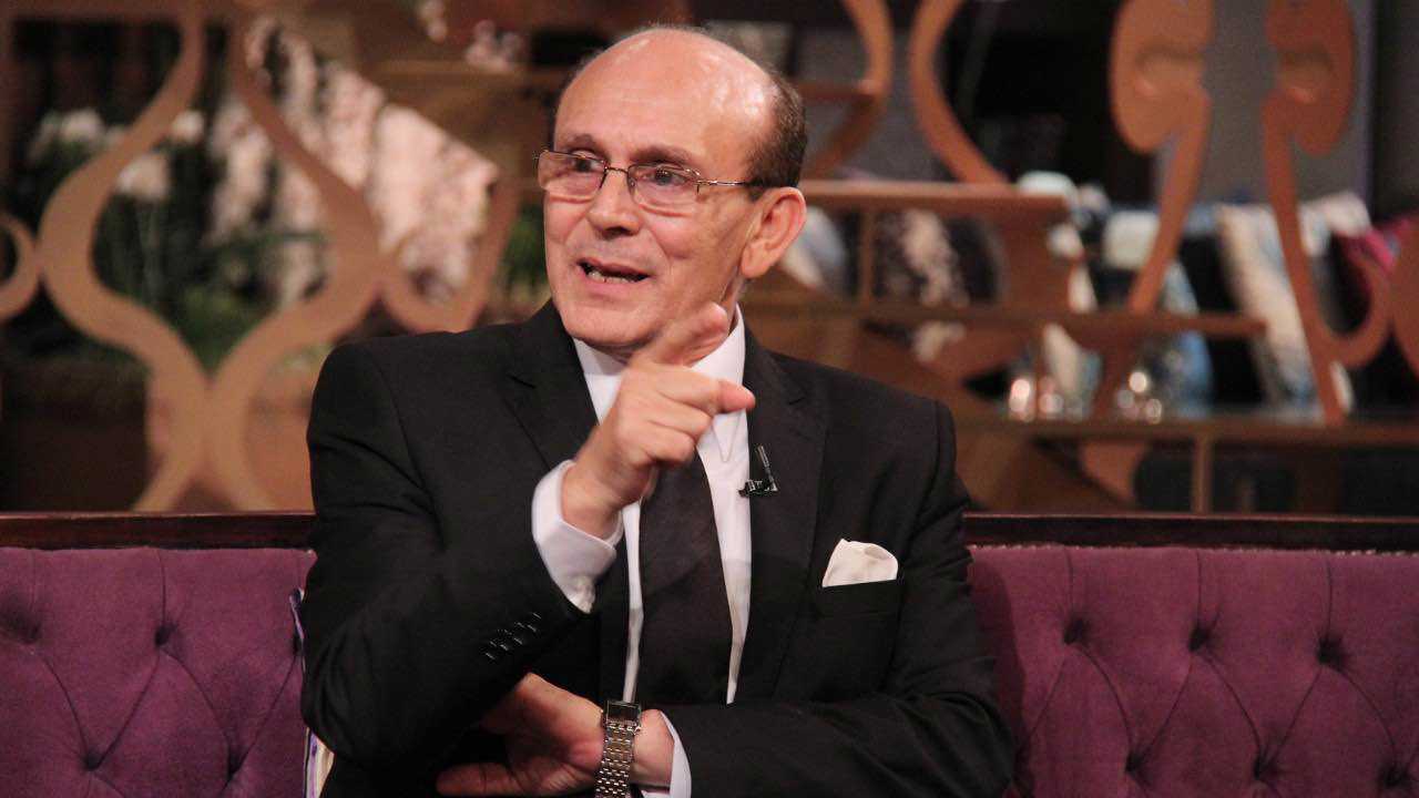 السيسي يوجه بتقديم الدعم لمحمد صبحي في أزمته الصحية