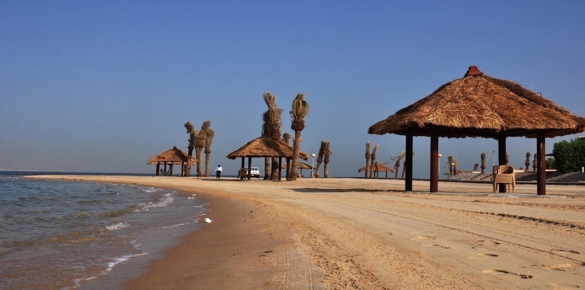 منع "الشيشة" في حدائق الكويت وشواطئها