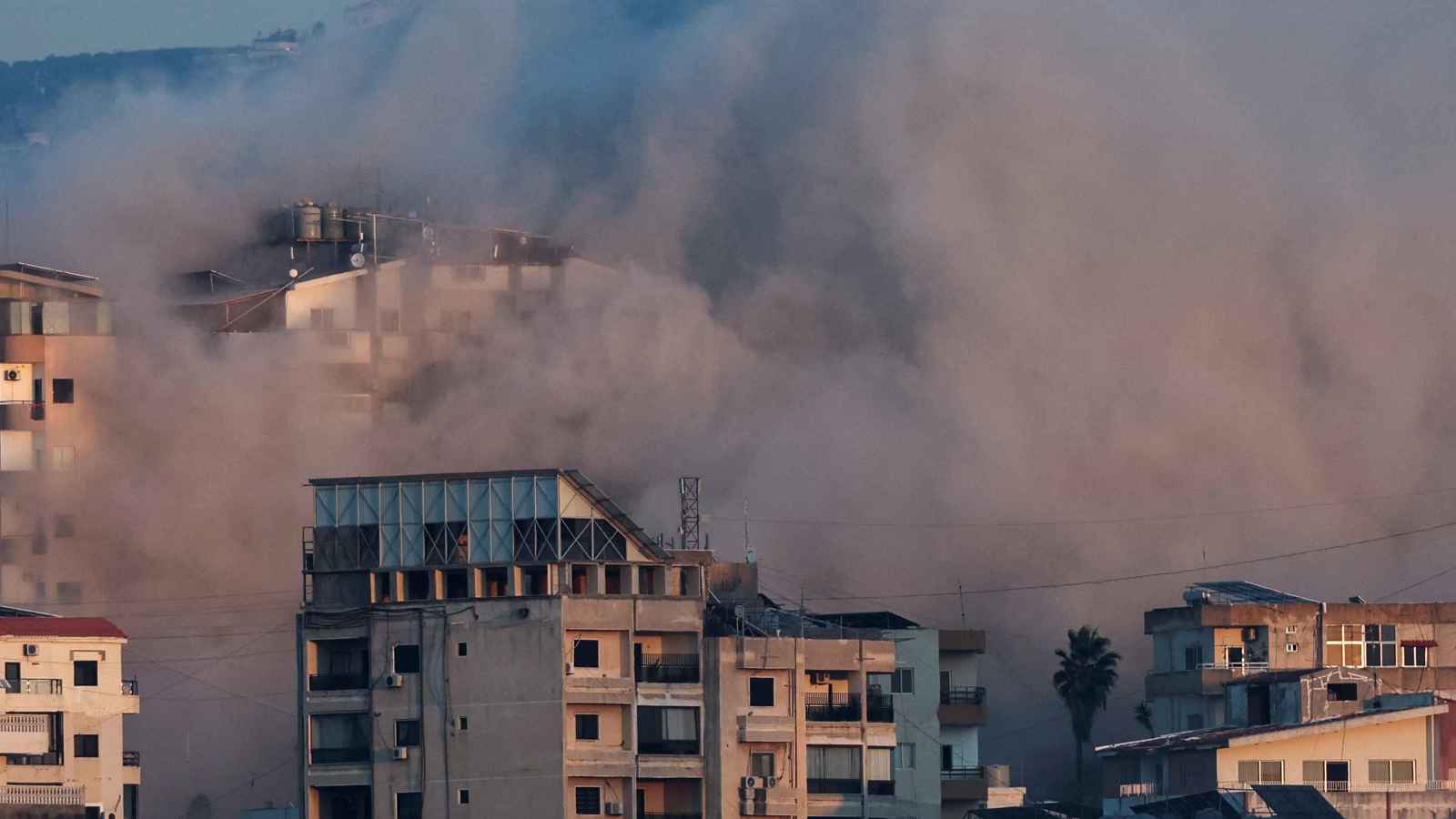 "من حرب إلى أخرى".. مقتل 171 لاجئاً سورياً في لبنان