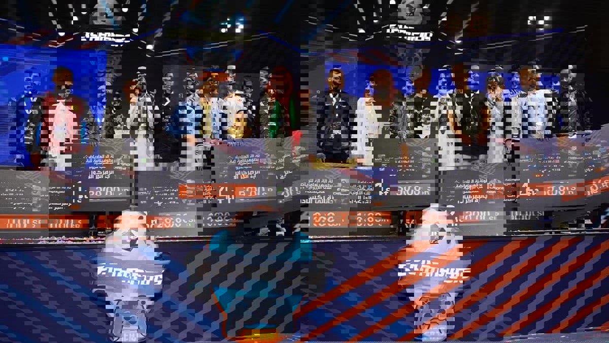 بلومبيرغ: صندوق الثروة السعودي يستثمر 3 مليارات دولار في قطاع الألعاب الإلكترونية