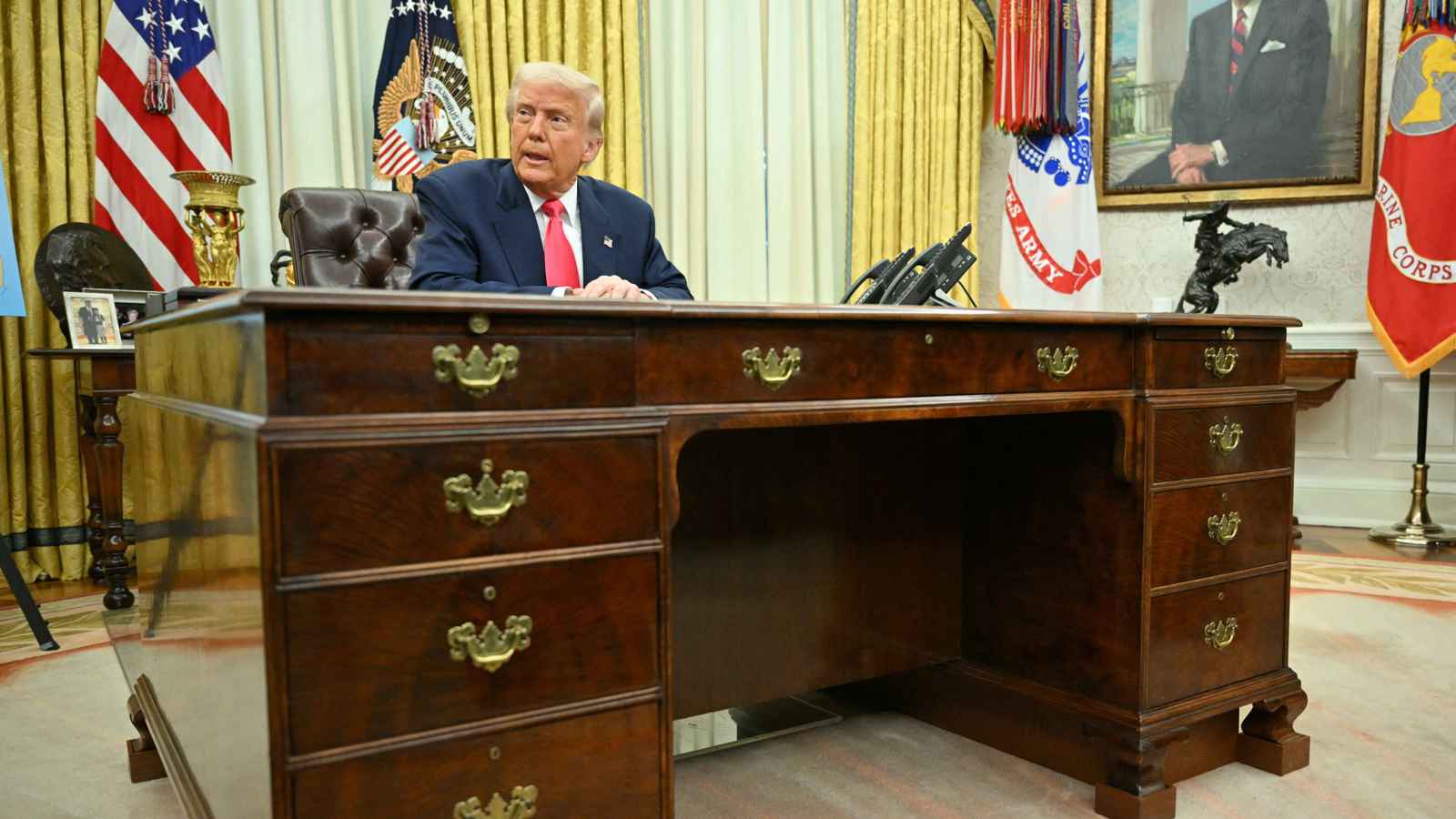 إذاعة أوروبا الحرة تقاضي ترامب بسبب وقف تمويلها