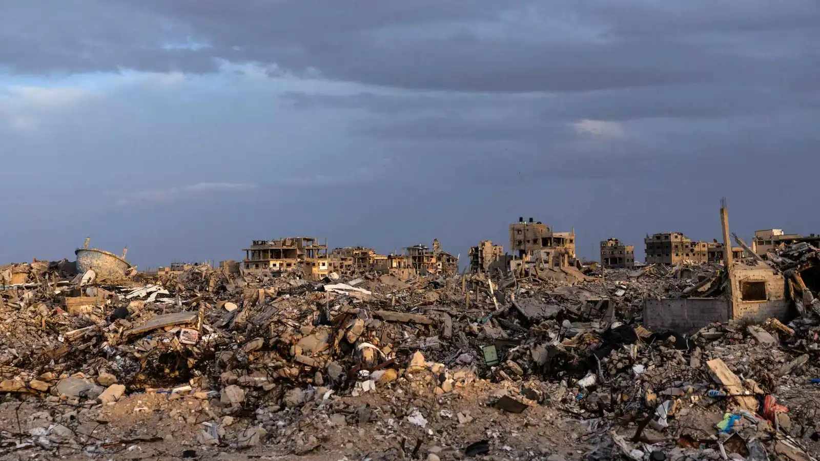 مقتل فلسطينيين اثنين في غارات إسرائيلية على غزة