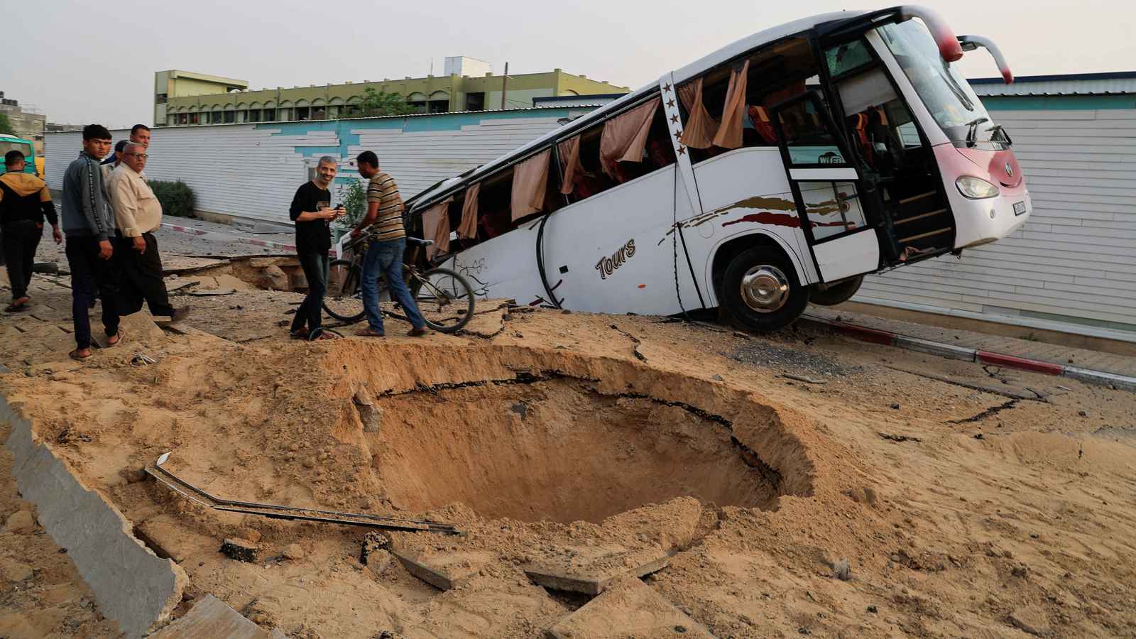 بعد غارة خان يونس.. هل تجاهلت إسرائيل مصير الرهائن؟