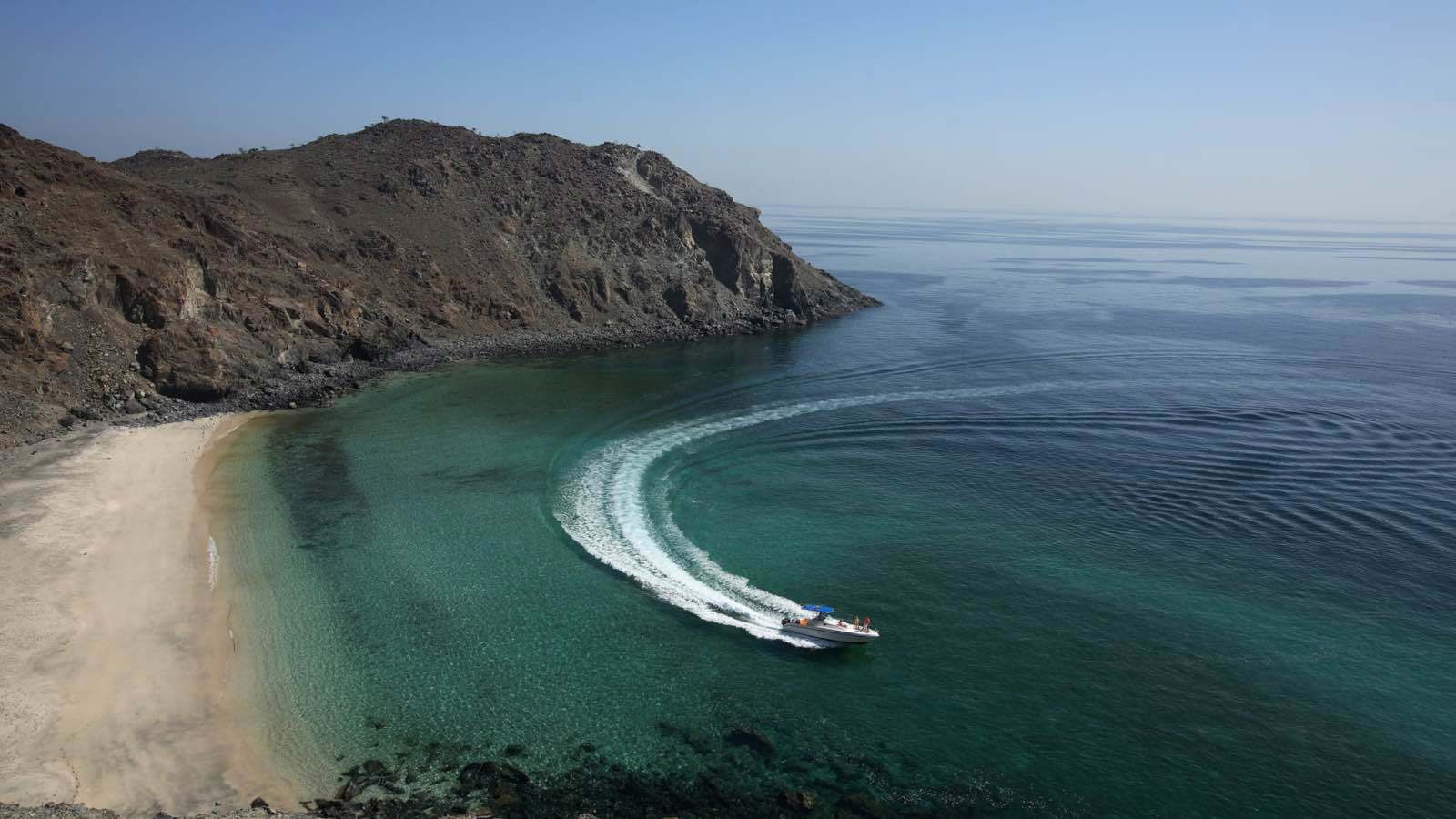 "عروس الساحل الشرقي".. 5 أنشطة لا تفوّتها في خورفكان (صور)