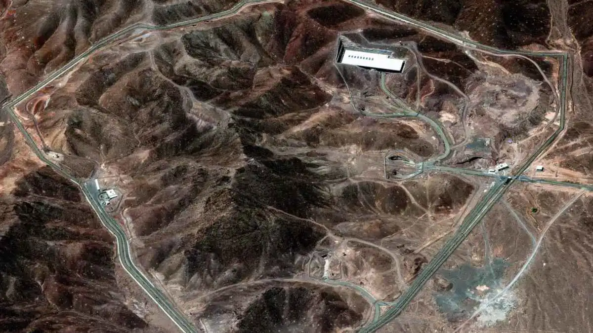 إيران تدين نقل وثائق سرية من منشأة فوردو النووية إلى فيينا