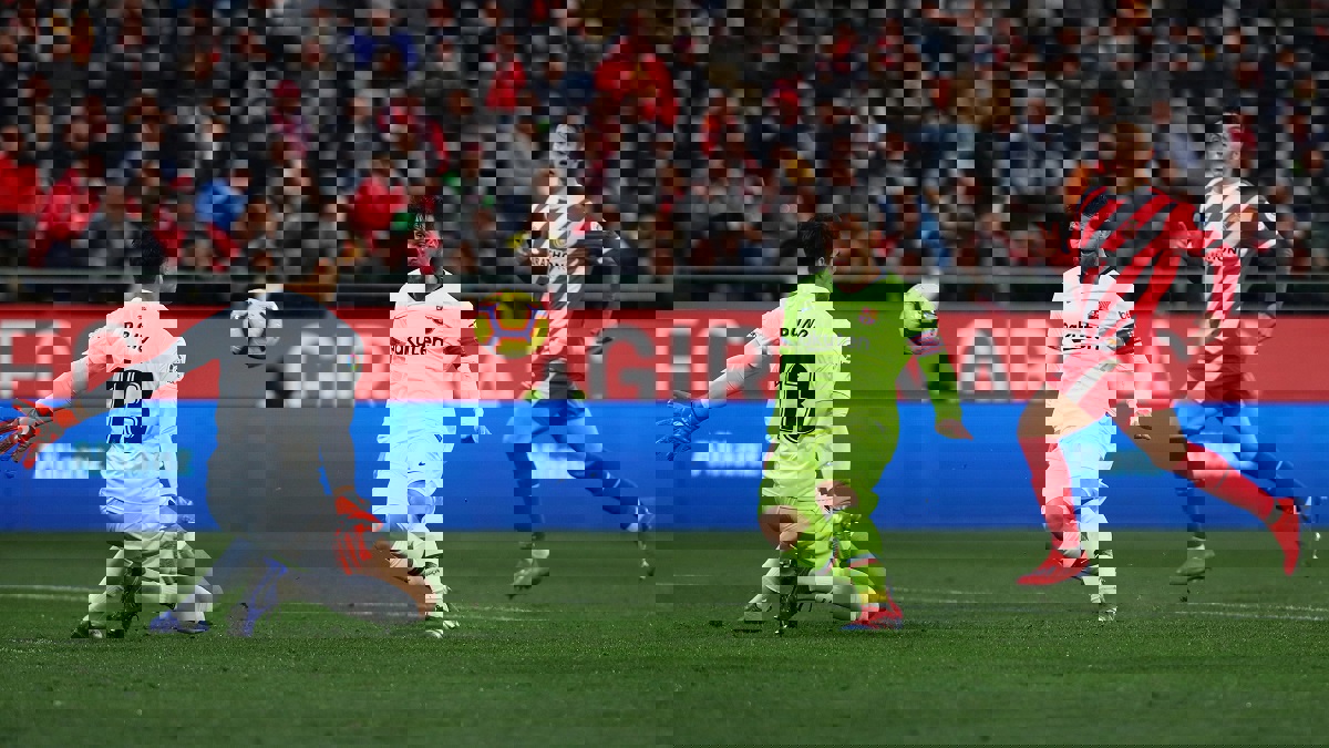 ميسي يتصدر قائمة الحذاء الذهبي كأكثر اللاعبين تسجيلًا في الدوريات الأوروبية الكبرى