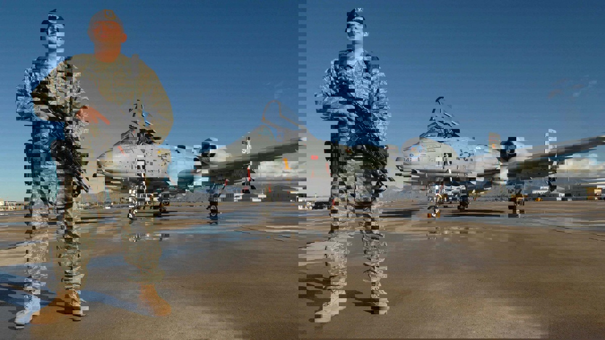 سلاح الجو الأمريكي يسمح بارتداء الحجاب والعمائم وإطلاق اللحى‎